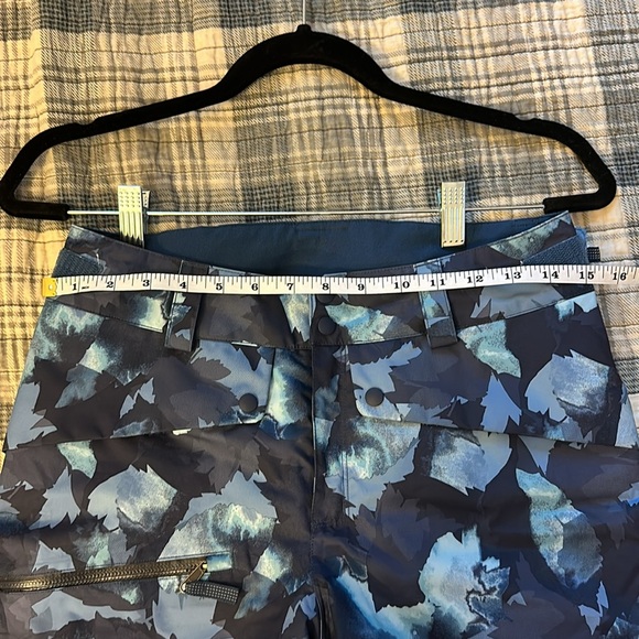 Patagonia Snowbelle Pants Girls Size XL Blue Camo Print - Picture 12 of 15